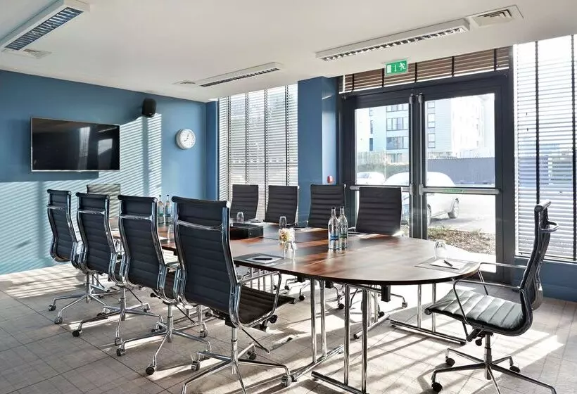 Fotos del hotel Village Hotel Aberdeen:  8