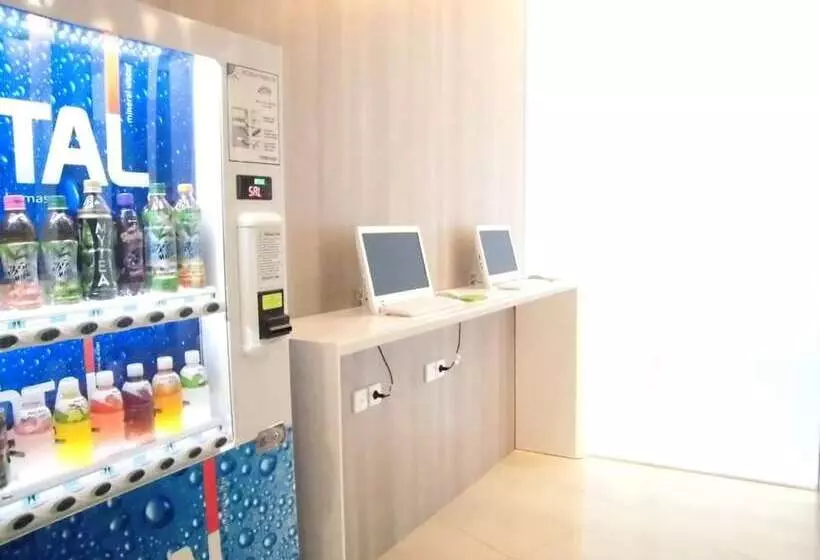 Fotos del hotel Whiz Hotel Cikini Jakarta:  5