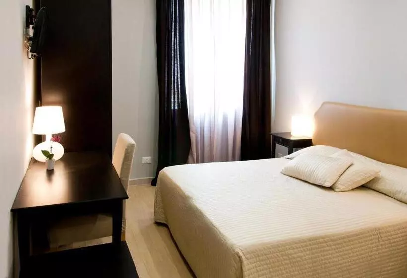 Fotos del hotel Operà:  12