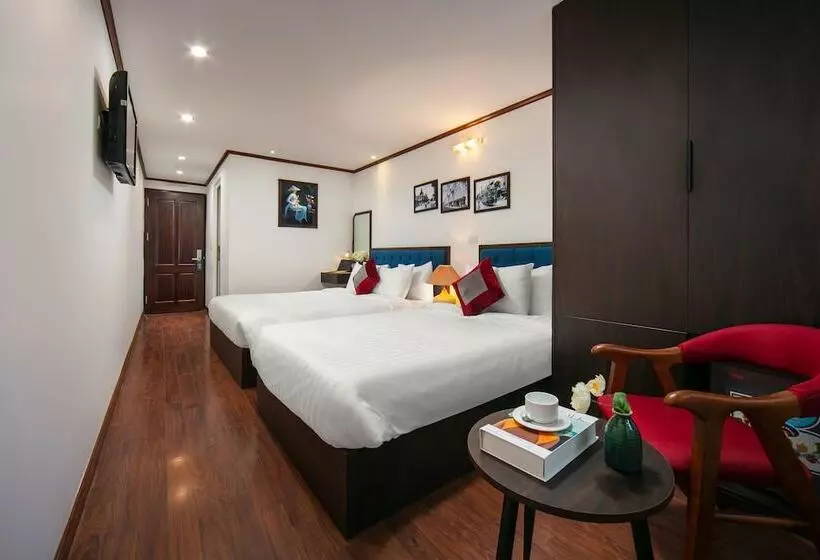 Fotos del hotel Serene Premier:  2