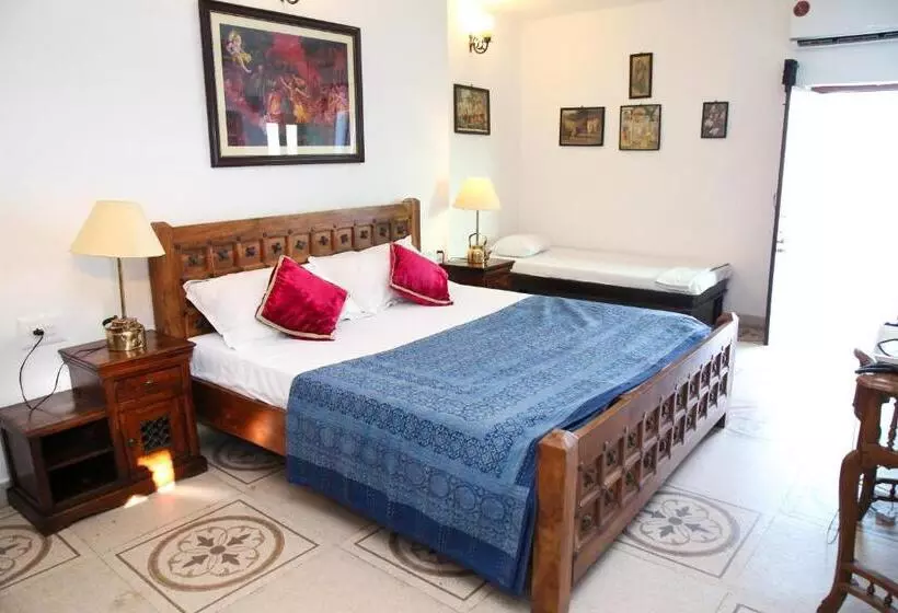 Fotos del hotel Yogis Guest House:  20