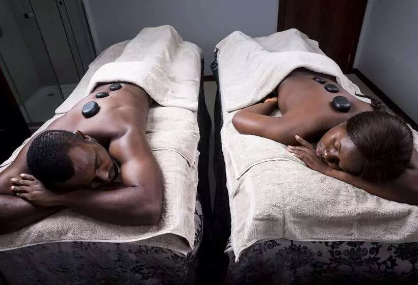 Fotos del hotel Fiesta Residences Boutique  And Serviced Apartments:  4