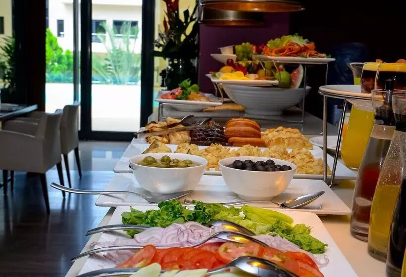 Fotos del hotel Fiesta Residences Boutique  And Serviced Apartments:  23