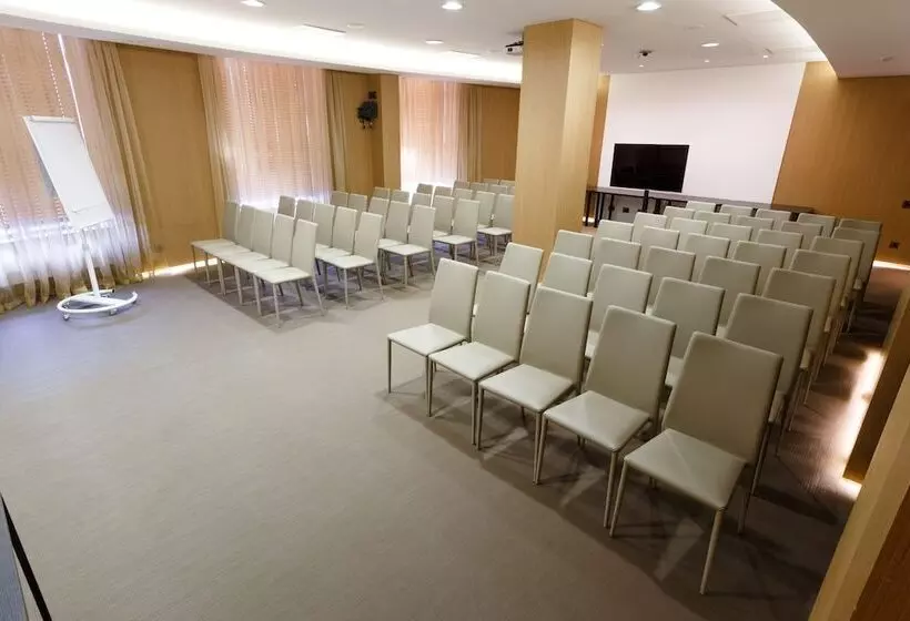 Fotos del hotel Berds Chisinau Mgallery  Collection:  13