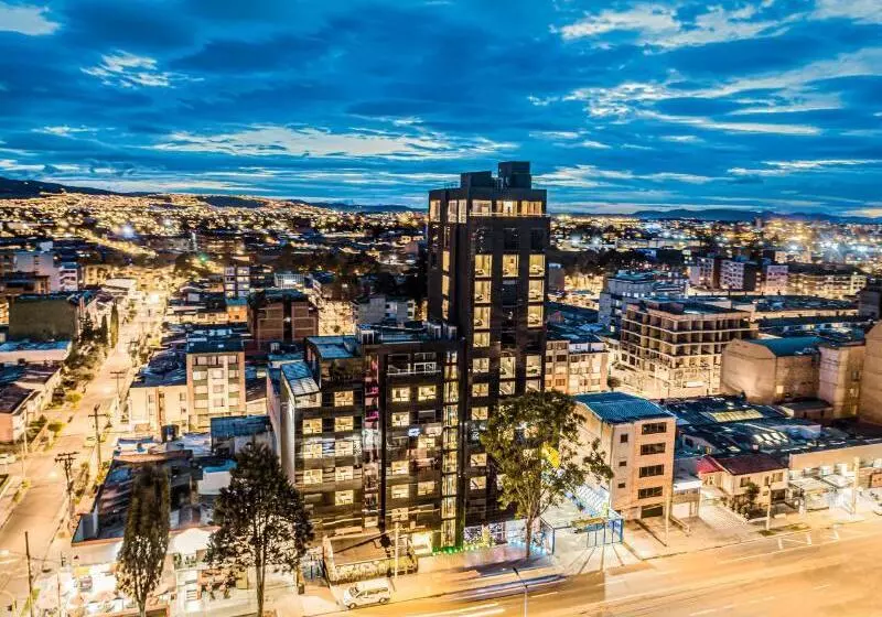 Fotos del hotel Black Tower Premium:  8