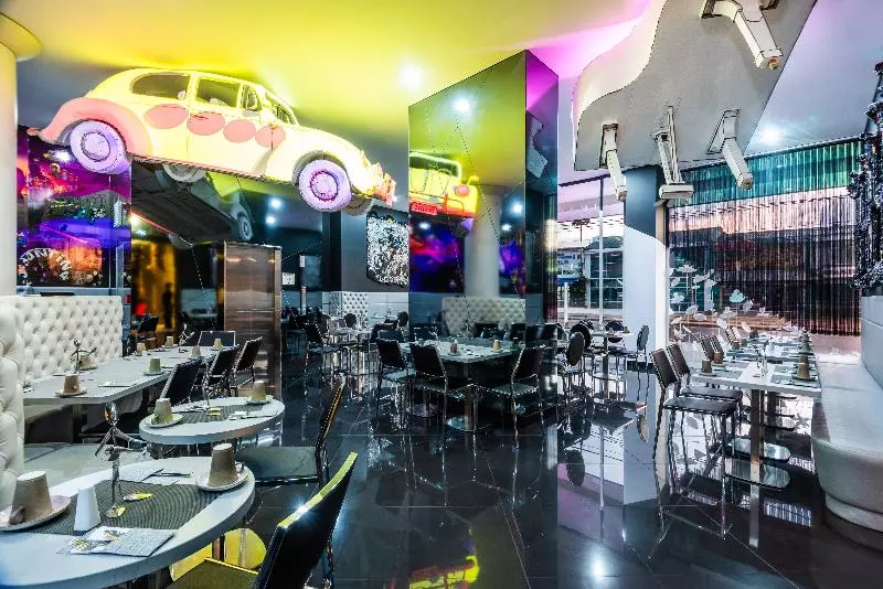 Fotos del hotel Black Tower Premium:  4