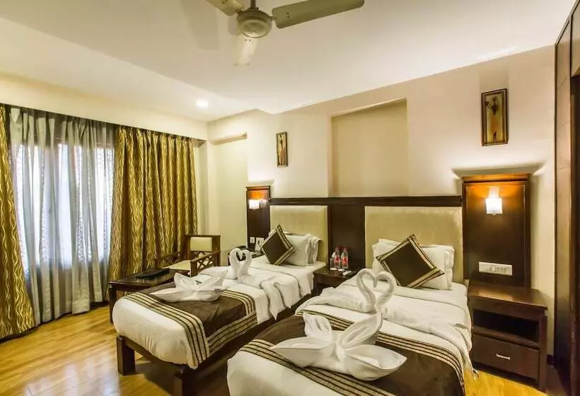 Fotos del hotel Golden Manor:  19