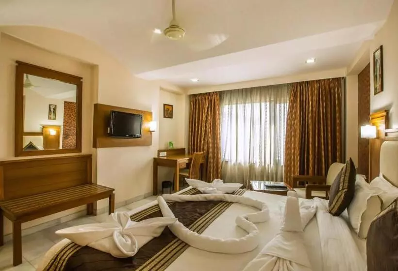 Fotos del hotel Golden Manor:  18