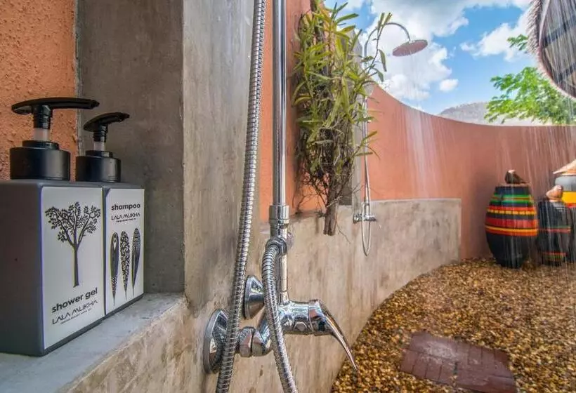 Fotos del hotel Lala Mukha Tented Resort Khao Yai:  23