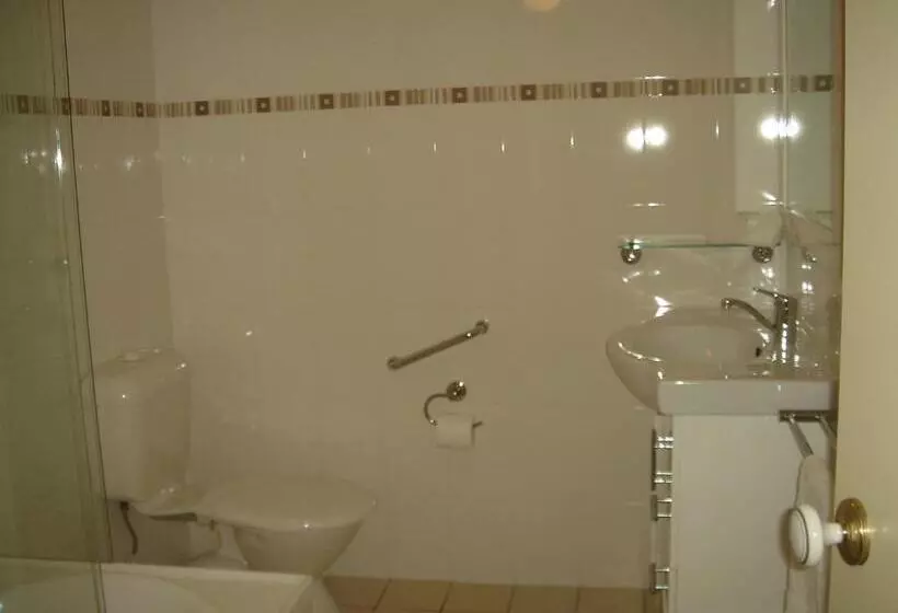 Fotos del hotel Le Lavandou Holiday Apartments:  4