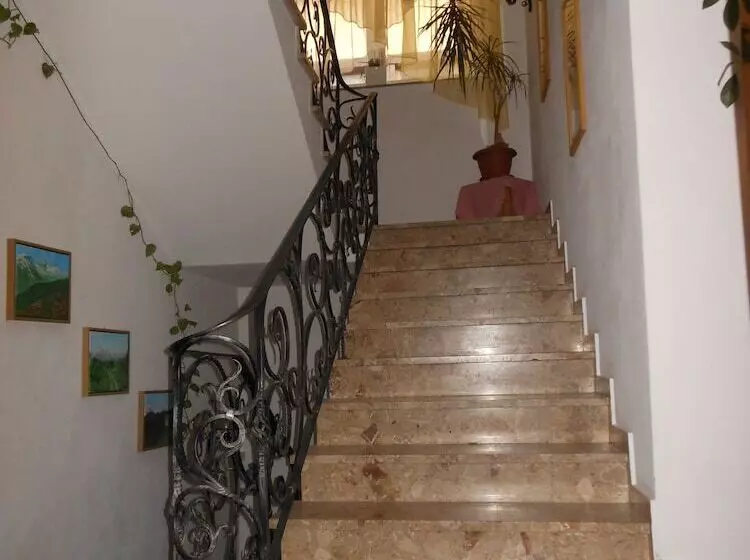 Fotos del hotel Pension St.leonhard:  19