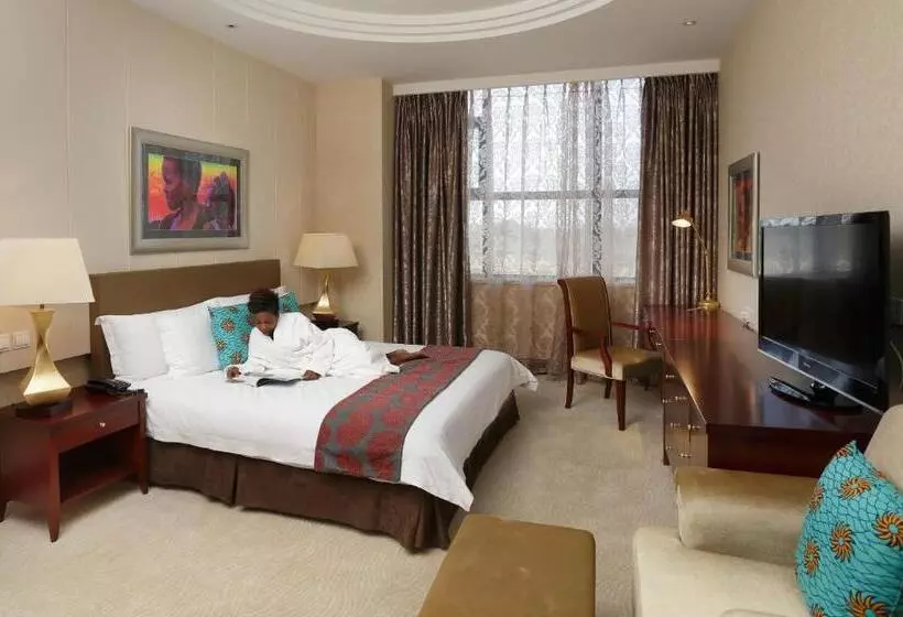 President Hotel At Umodzi Park