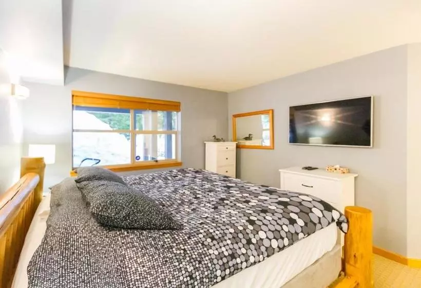 Fotos del hotel Forest Trails:  8