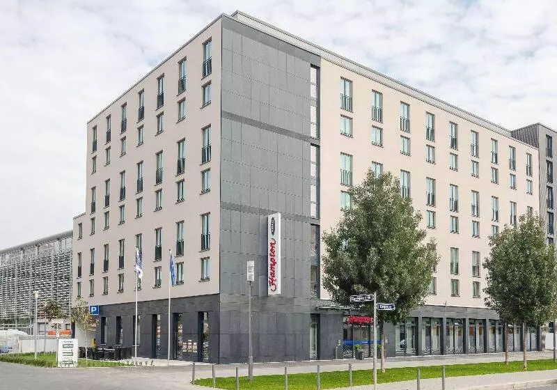 Hampton By Hilton Frankfurt City Centre