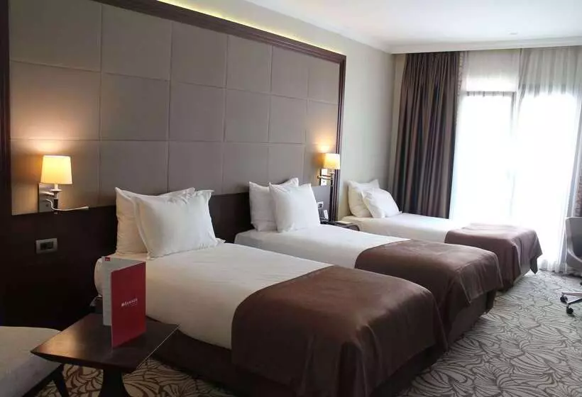 Fotos del hotel Ramada  & Suites By Wyndham Istanbul Merter:  2