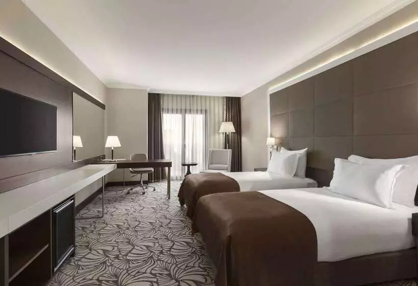 Fotos del hotel Ramada  & Suites By Wyndham Istanbul Merter:  15