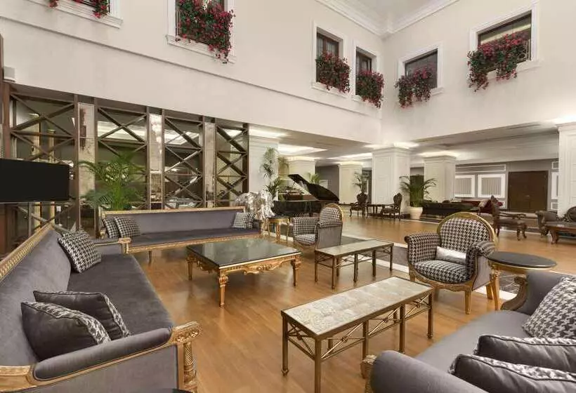 Fotos del hotel Ramada  & Suites By Wyndham Istanbul Merter:  3