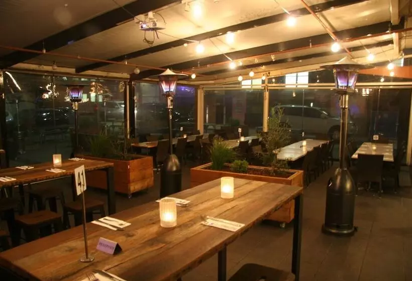 Fotos del hotel Clarendon:  8