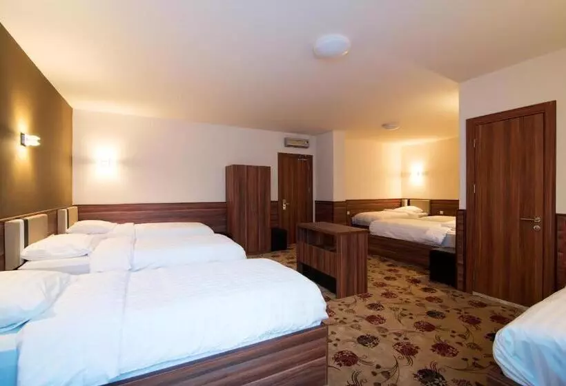 Fotos del hotel King's Court:  19