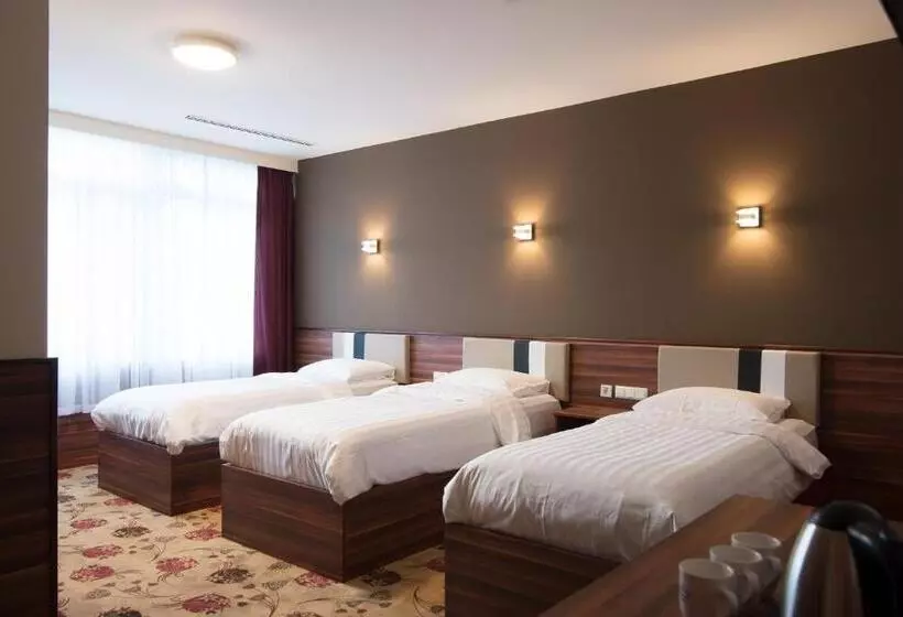 Fotos del hotel King's Court:  13