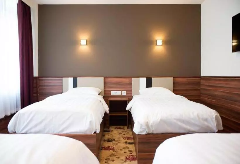 Fotos del hotel King's Court:  23