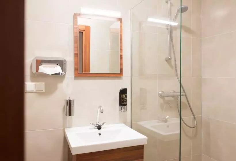 Fotos del hotel King's Court:  5