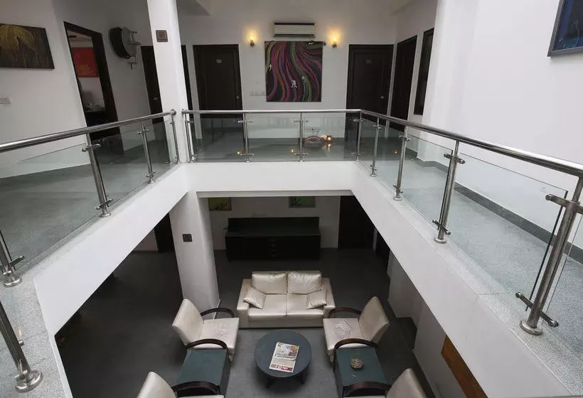 Fotos del hotel Fabhotel Pvr Saket 2:  11