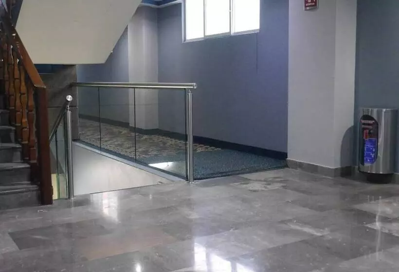 Fotos del hotel El Senador:  3