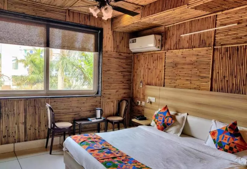 Fotos del hotel Fabhotel Heritage Inn Charbagh:  9