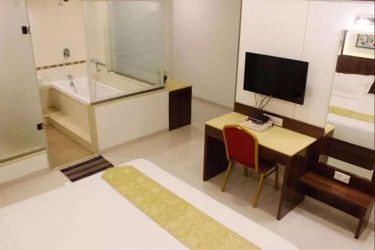 Fotos del hotel The Grand Tulip:  17