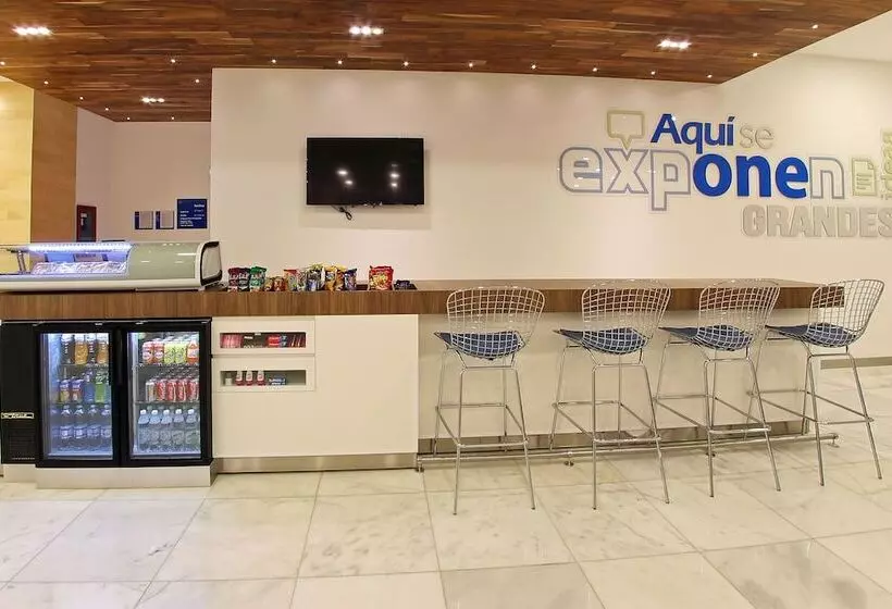 Fotos del hotel One Villahermosa 2000:  5