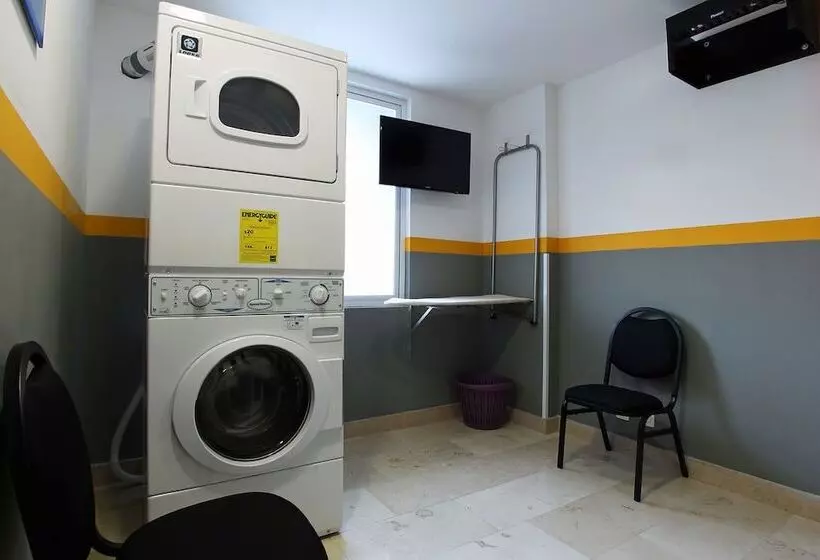 Fotos del hotel One Villahermosa 2000:  7