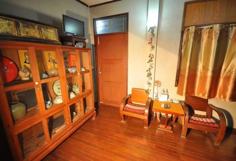 Fotos del hotel The Sixty At Ayutthaya:  12