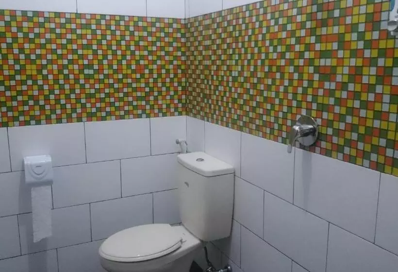 Fotos del hotel Agus Beach Inn:  5