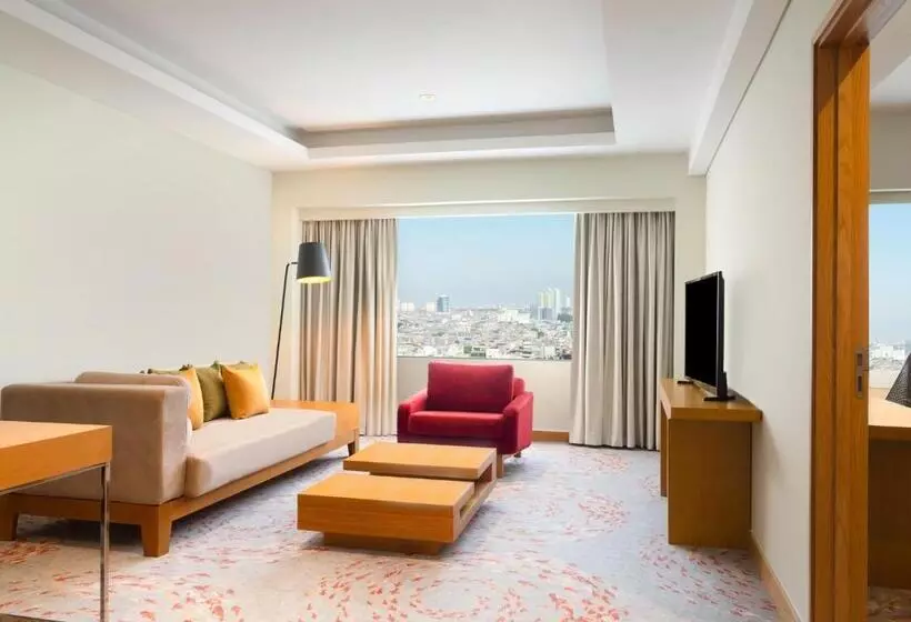 Fotos del hotel Holiday Inn & Suites Jakarta Gajah Mada, An Ihg:  15