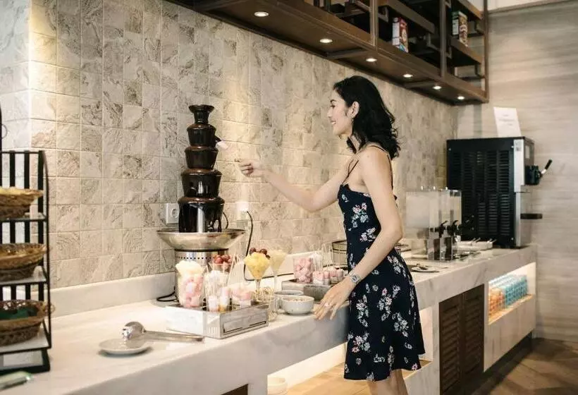 Fotos del hotel Holiday Inn & Suites Jakarta Gajah Mada, An Ihg:  13