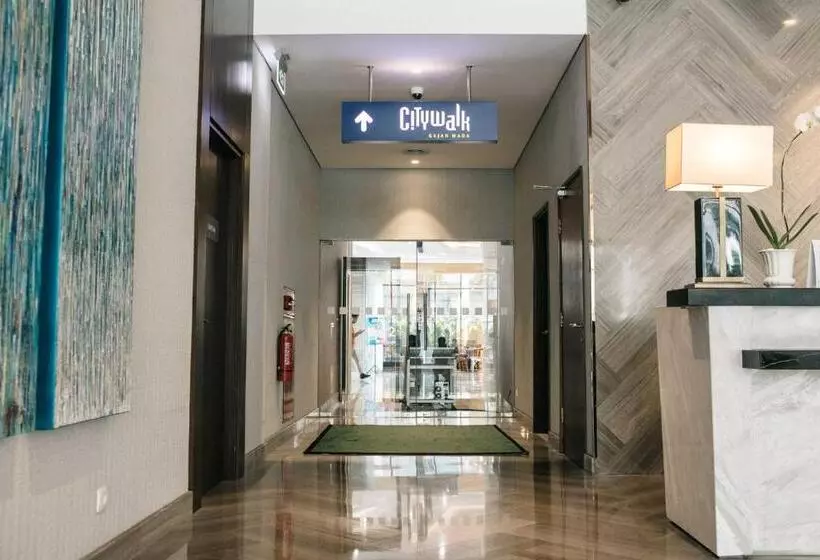 Fotos del hotel Holiday Inn & Suites Jakarta Gajah Mada, An Ihg:  4