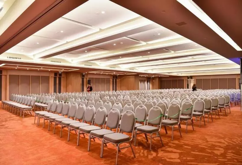 Fotos del hotel Holiday Inn & Suites Jakarta Gajah Mada, An Ihg:  6
