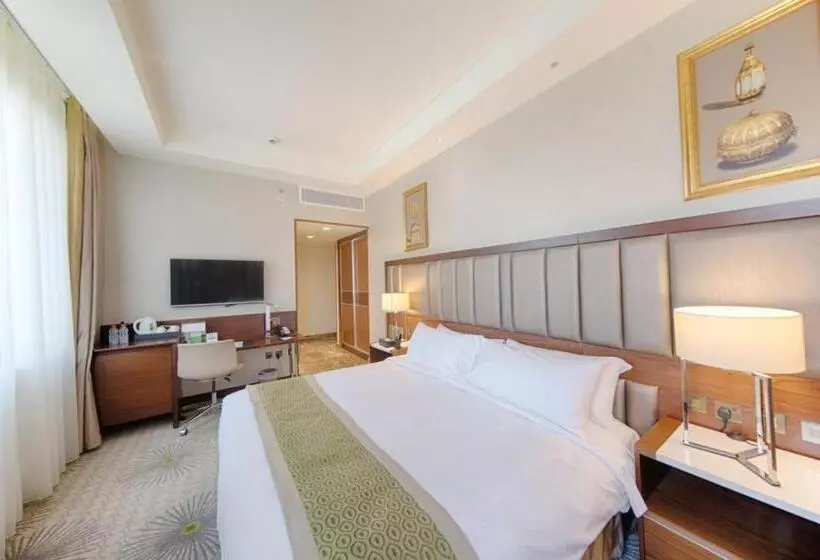 Fotos del hotel Holiday Suites Al Aziziah:  21