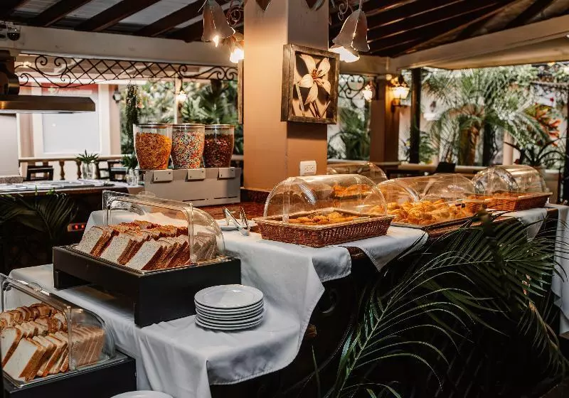 Fotos del hotel The Mt:  21