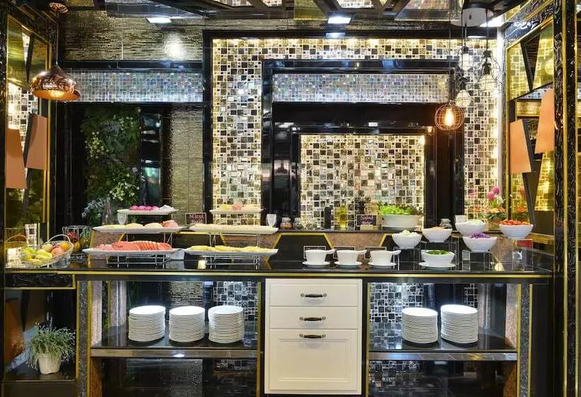 Fotos del hotel Media Hotel & Residence:  5