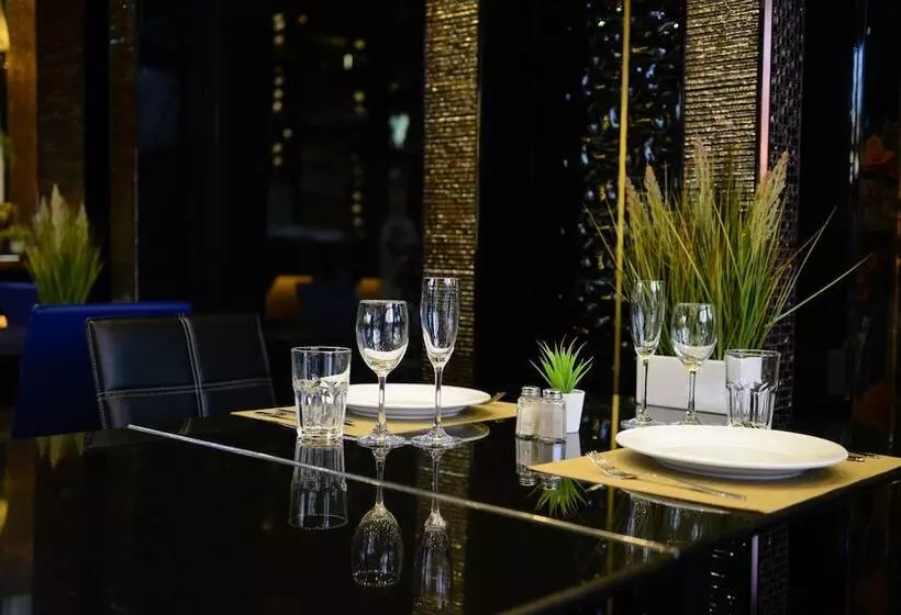 Fotos del hotel Media Hotel & Residence:  11