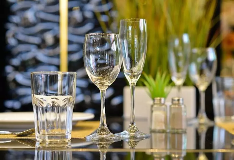 Fotos del hotel Media Hotel & Residence:  13