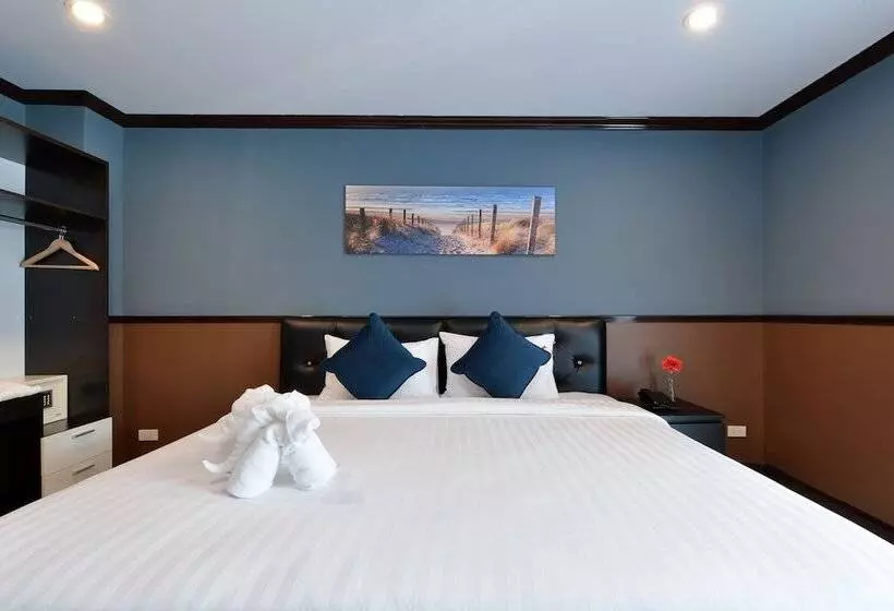 Media Hotel & Residence