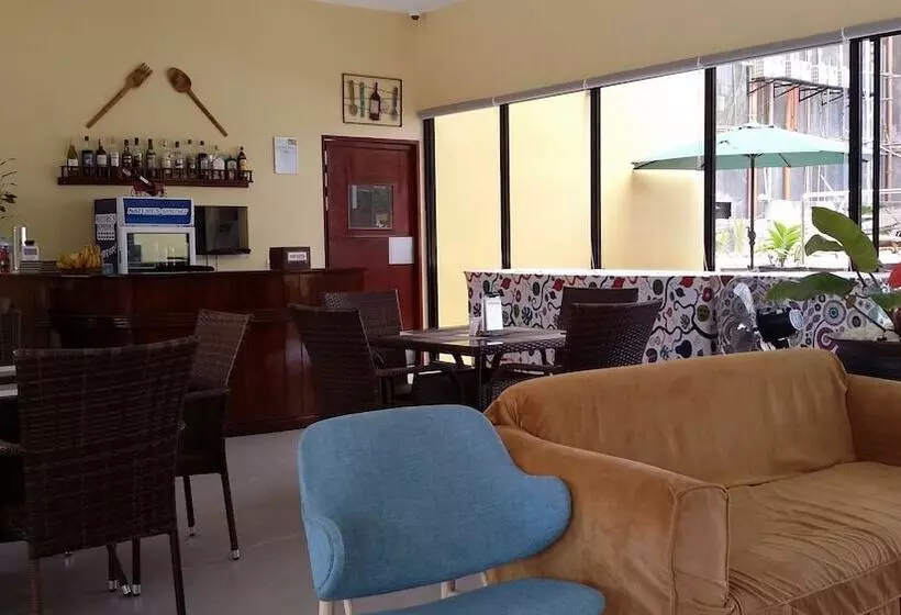 Fotos del hotel Cherrys Home Too Inland Resort:  5