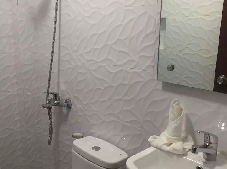 Fotos del hotel Cherrys Home Too Inland Resort:  17