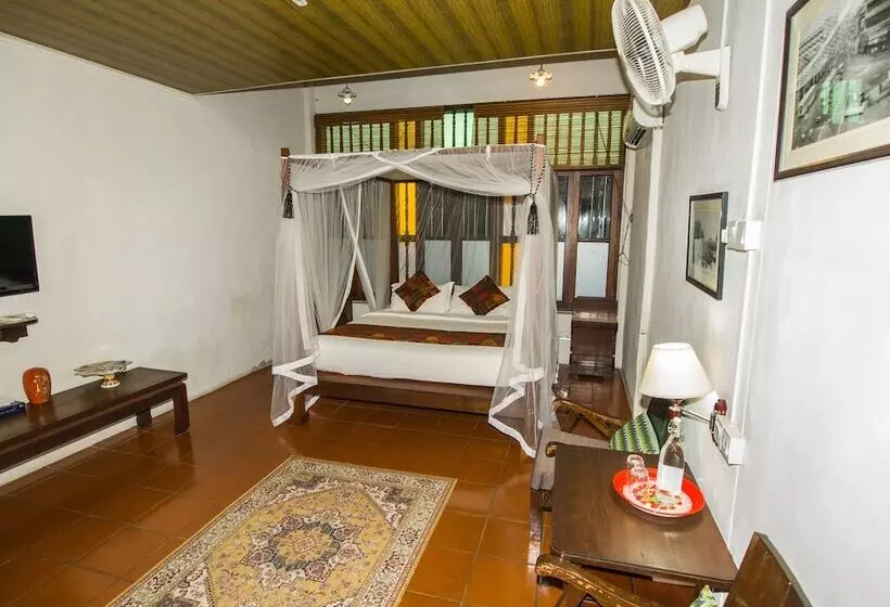 Fotos del hotel Noordin Street House:  7