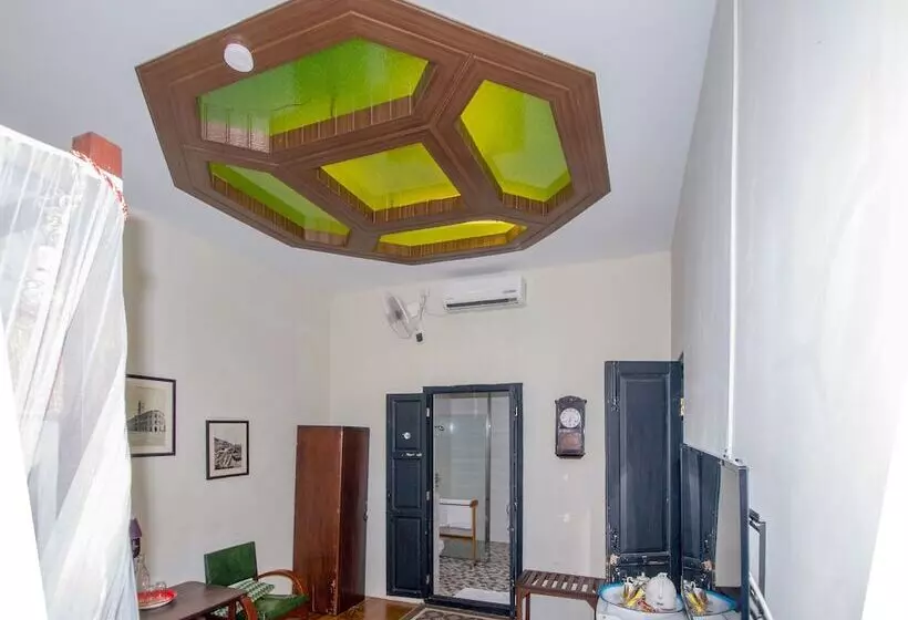 Fotos del hotel Noordin Street House:  6