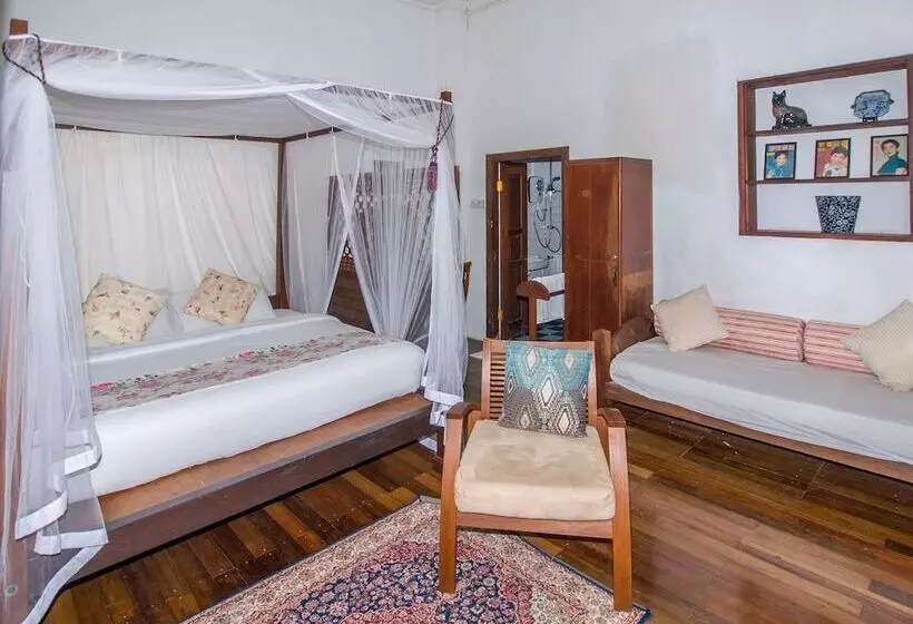 Fotos del hotel Noordin Street House:  11