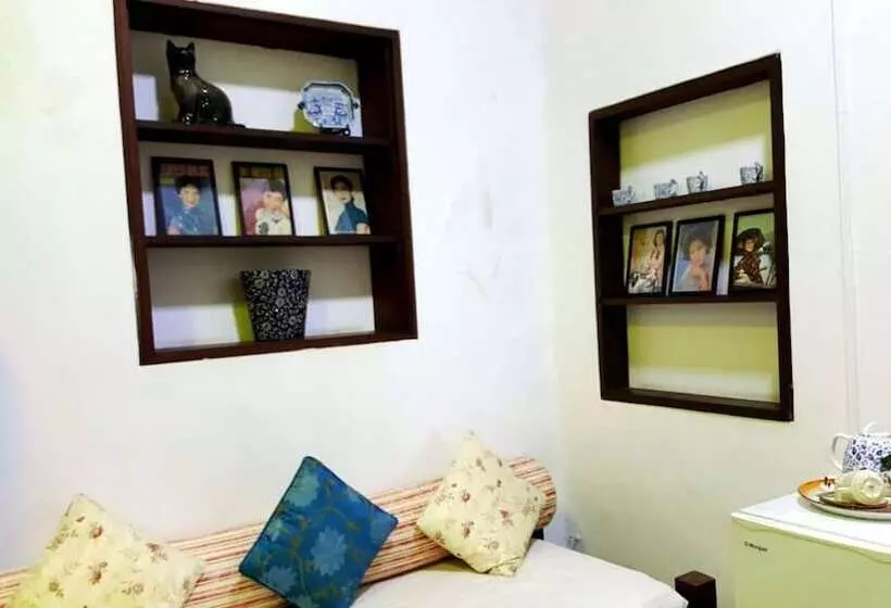 Fotos del hotel Noordin Street House:  18